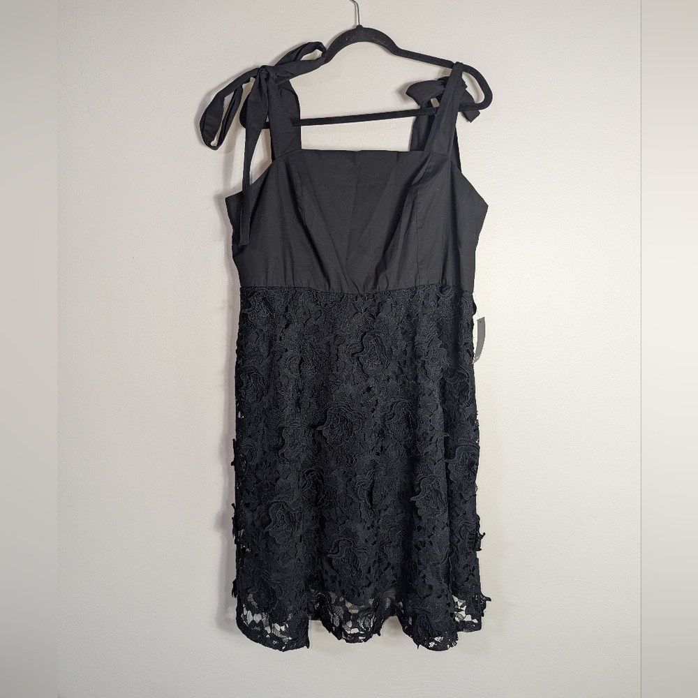 18 NWT Eloquii Black Laser Cut Lace Tie‎ Shoulder Dress